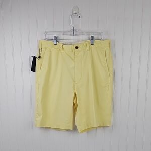 Ralph Lauren Polo Golf Men's Light Yellow Flat Front Shorts Size 33